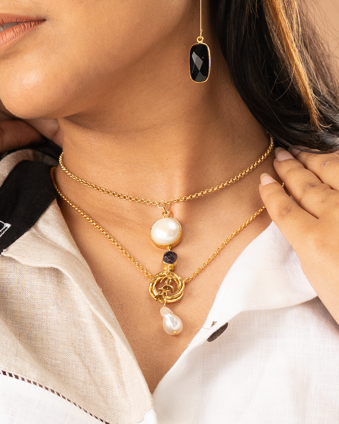Gold Knotted Ring Pearl Necklace