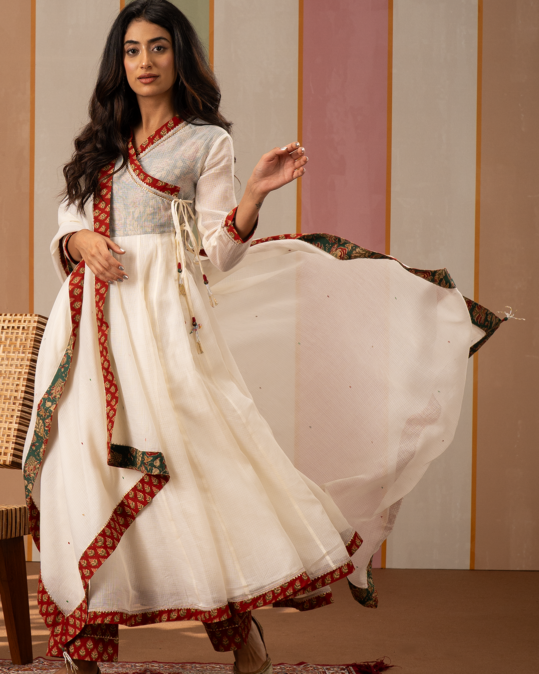 Off White Solid Doria Dupatta with Blockprint Border