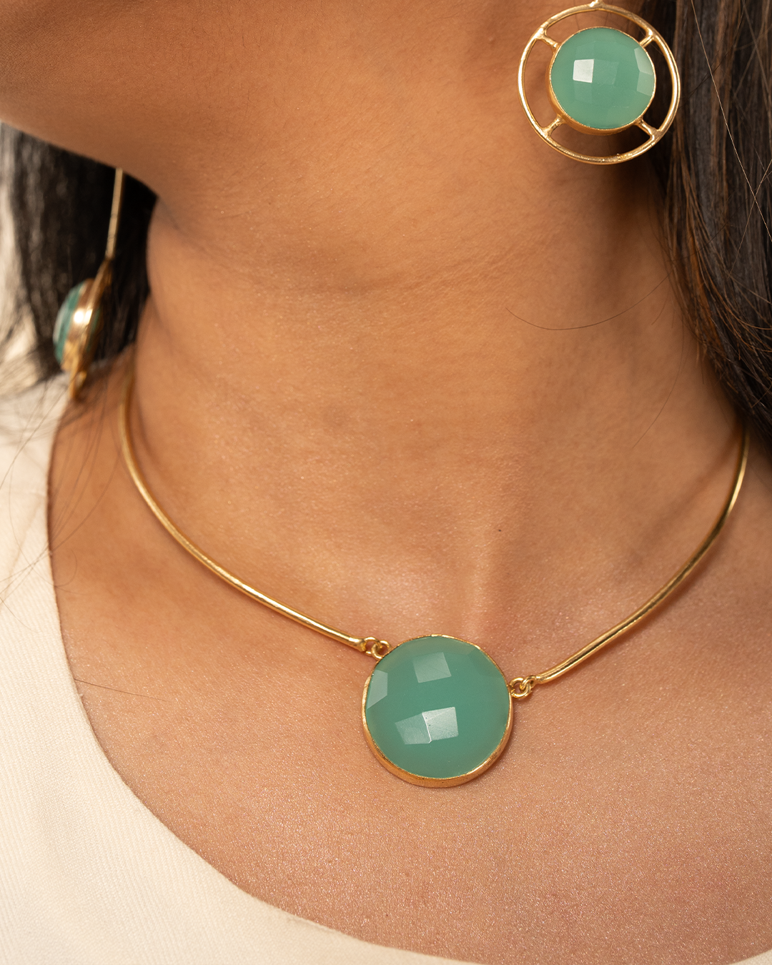 Gold Green Stone Necklace