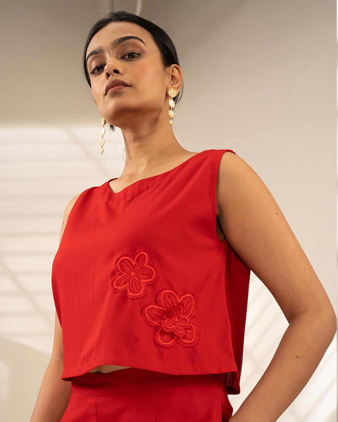 Red Cotton Flower Applique Crop Top